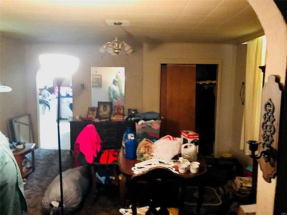 3rd image of 5954 Theodore Ave