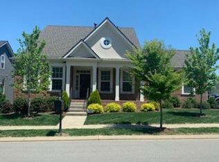 1000 Ryecroft Ln, Franklin, TN 37064