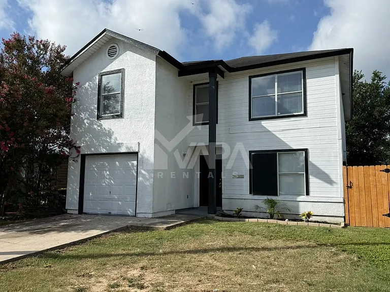 9666 Green Plain Dr — Photo 2