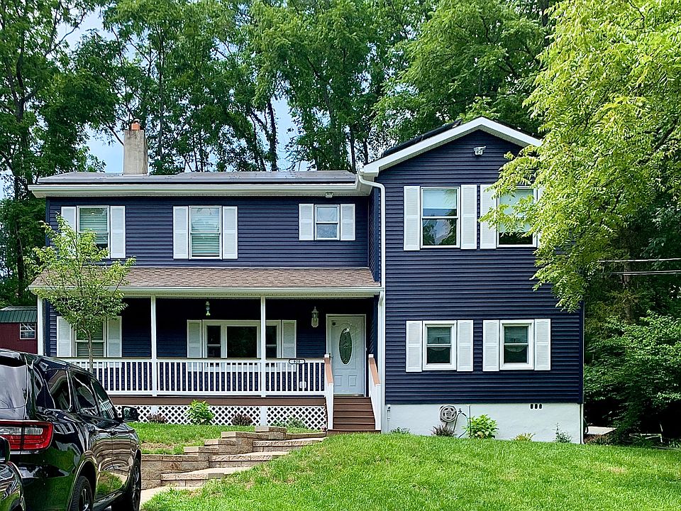 1st image of 920 Walnut Dr W
