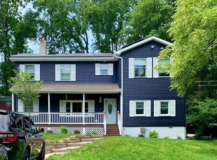 920 Walnut Dr W, Newton, NJ 07860