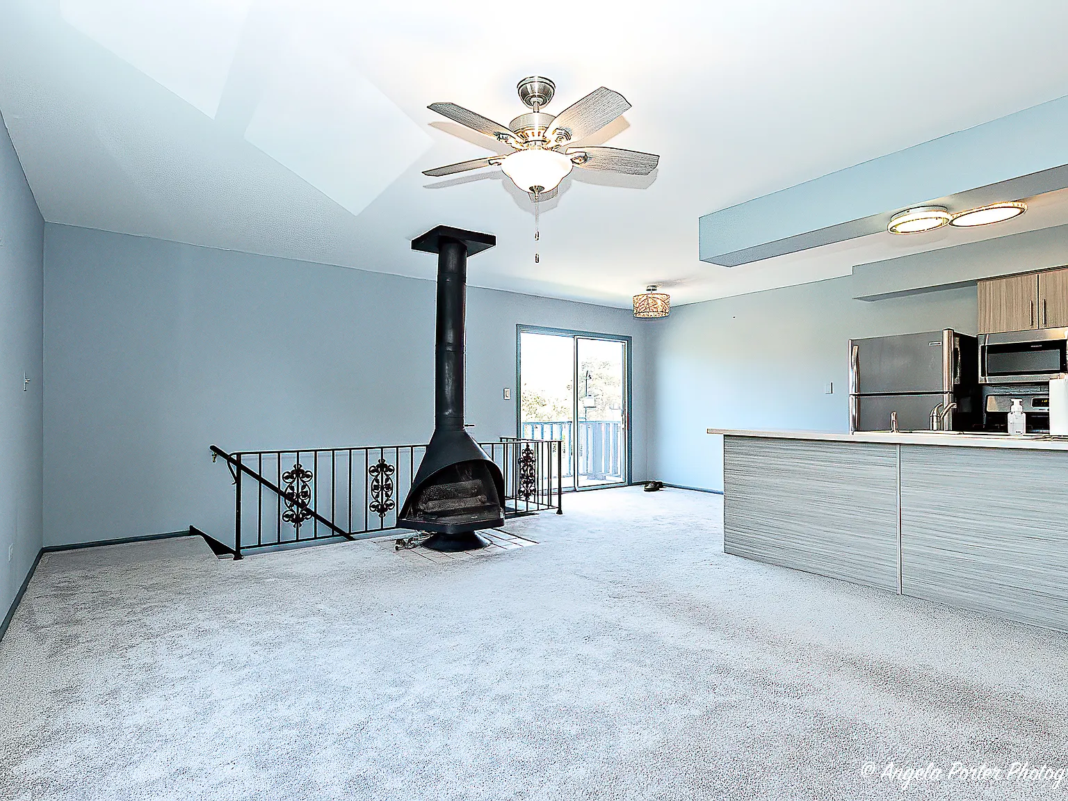 2 bed, 1030 sqft, $2,200 — Photo 3