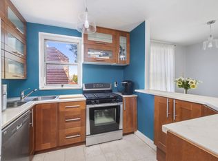 8611 34th Ave APT 3L, Flushing, NY 11372