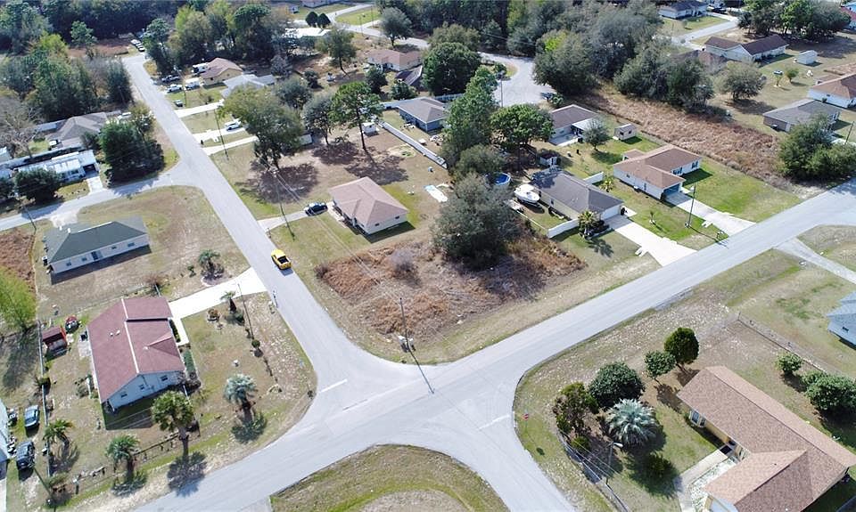2nd image of 17 Cedar Cir