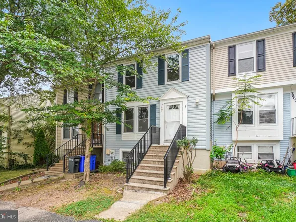 7861 Marioak Dr, Elkridge, MD 21075