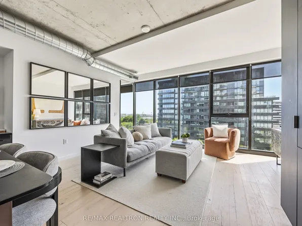170 Bayview Ave #603, Toronto, ON M5A 0M4