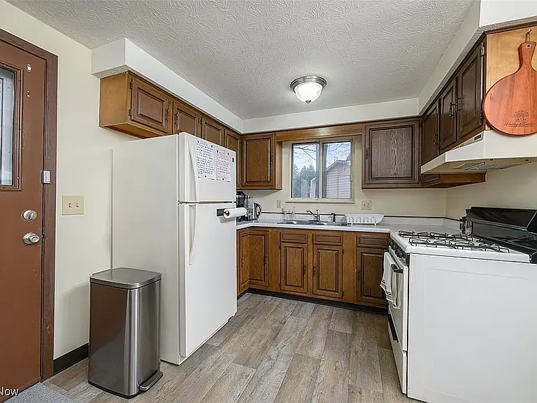 2 bed, 728 sqft, $1,050 — Photo 4