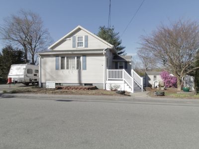 102 Manzanetta Ave, Weymouth, MA, 02188
