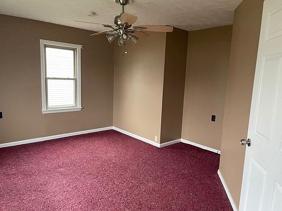2nd image of 116 Eastside Park Dr