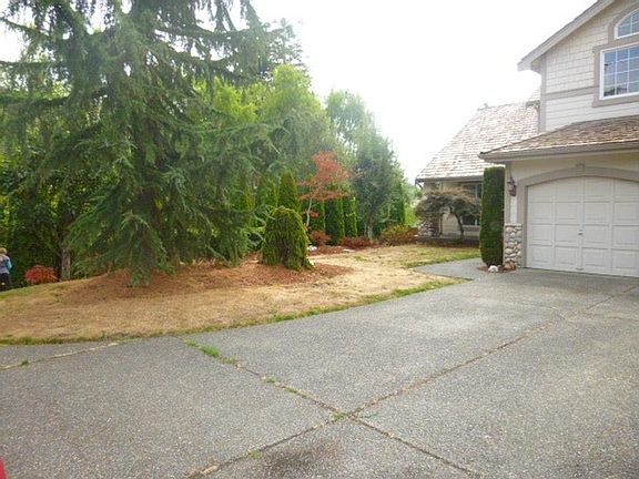 2nd image of 16223 SE 261st Pl