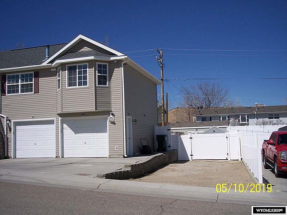 2nd image of 1417 Cottonwood Dr
