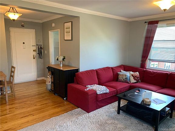 4th image of 31 Winchester Ave APT 2B