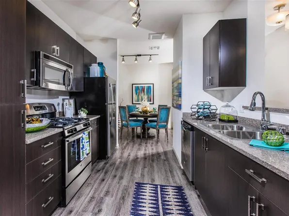 Venue Apartments, 3737 Casa Verde St APT 454, San Jose, CA 95134