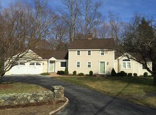 1 Dennett Dr, Newburyport, MA 01950