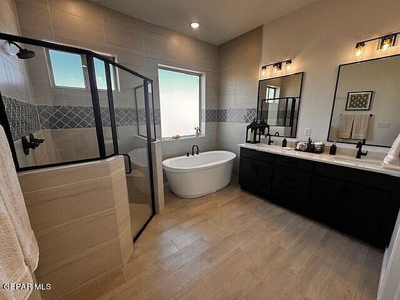 5th image of 2391 Enchanted Knoll Ln