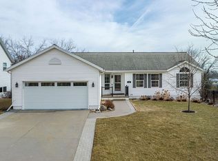 1701 23rd St NW, Cedar Rapids, IA 52405