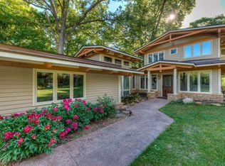 461 2nd St, Marine On Saint Croix, MN 55047