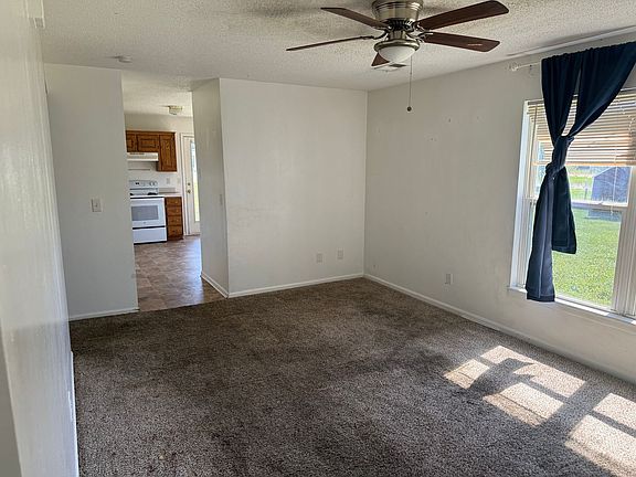 2nd image of 601-643 Port Arthur Rd #637-B
