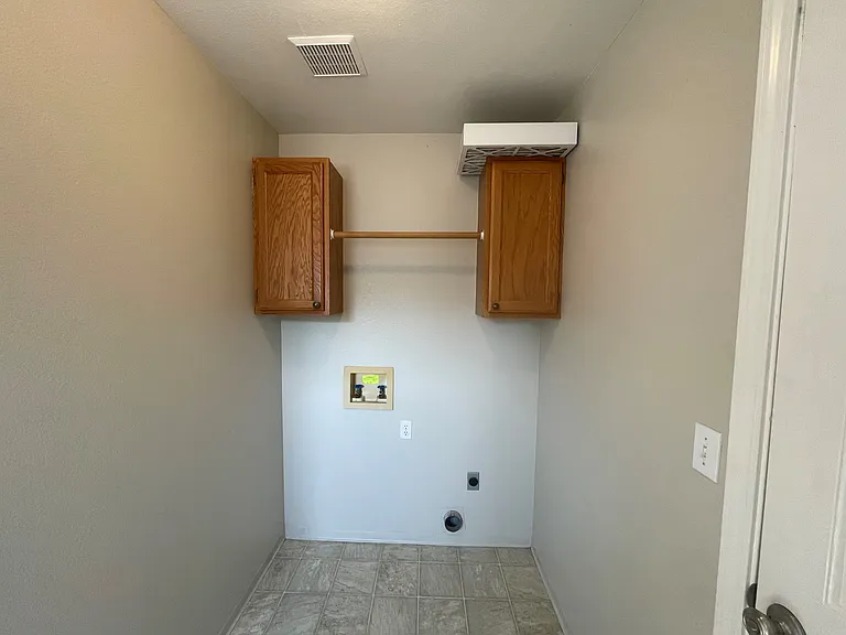 2652 W Sheryl St — Photo 9