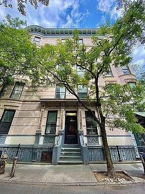 1st image of 287 W 4th St APT 3