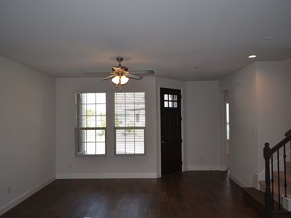 4th image of 6804 Henry Dr
