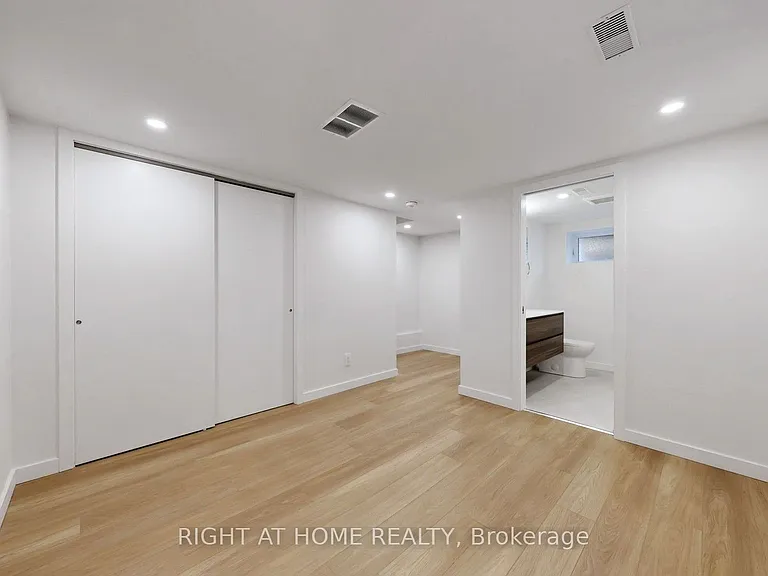 14 Salem Ave #1 — Photo 27