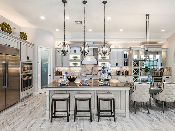 Gourmet Kitchen Biscayne II at Hawks Fern