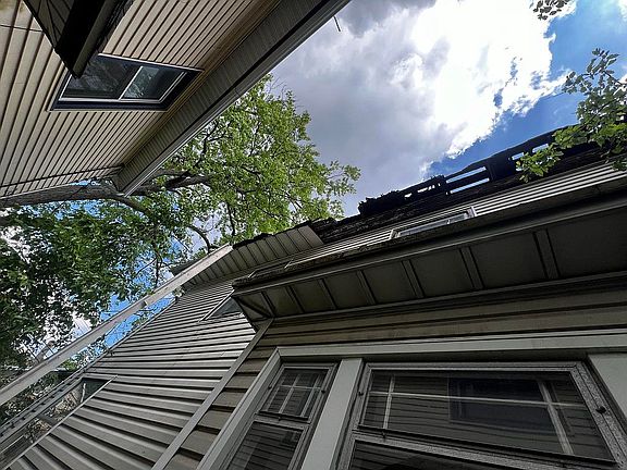 5th image of 1432 Massachusetts Ave