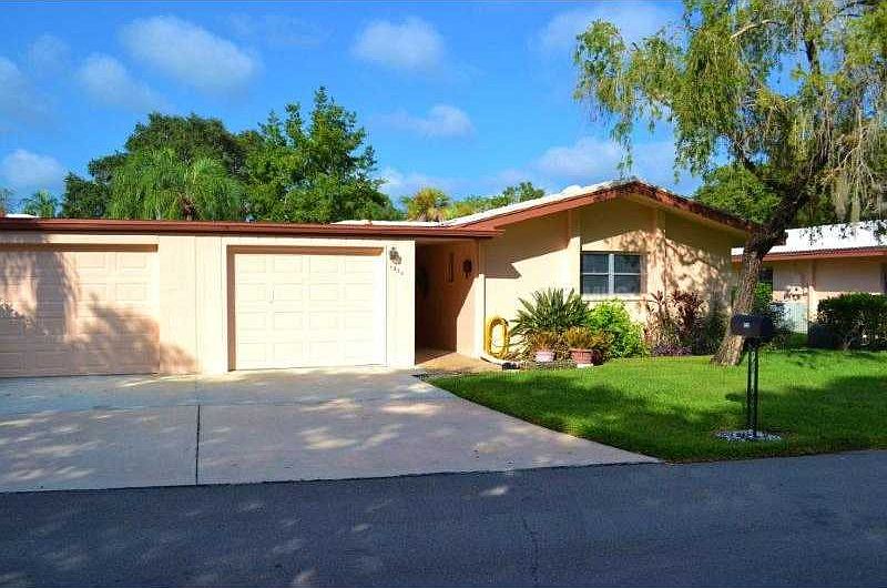 1st image of 1336 Stafford Ln