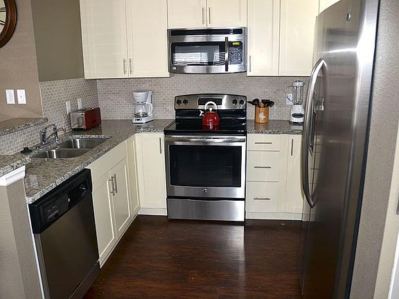 5th image of 2900 Edenshire Way #104