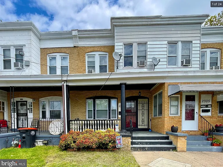 2307 Madison St — Photo 2