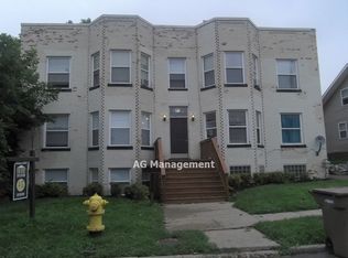 17 Clairmont Pl APT B, Pontiac, MI
