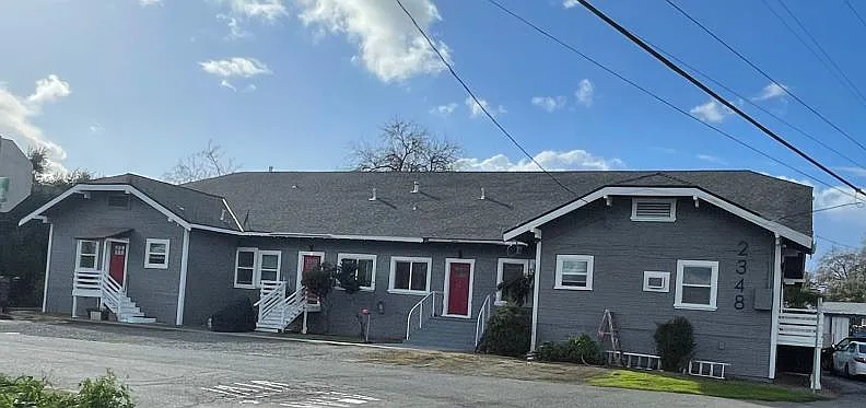 1 bed, 800 sqft, $1,350 — Photo 1