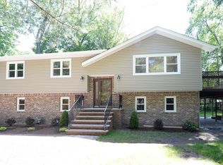 808 Rivervale Rd, River Vale, NJ 07675