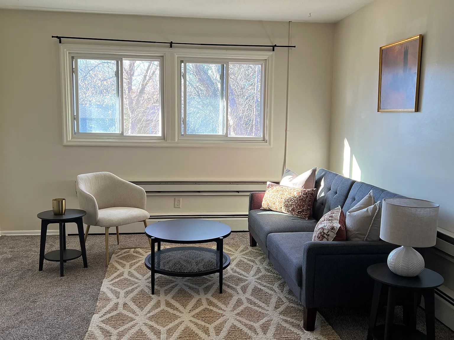 2 bed, 750 sqft, $1,275 — Photo 2