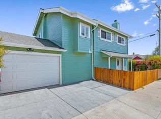 540 Spruce Ave, Pacific Grove, CA 93950