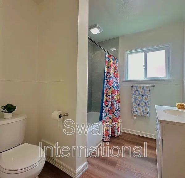2066 Chestnut Ave — Photo 36