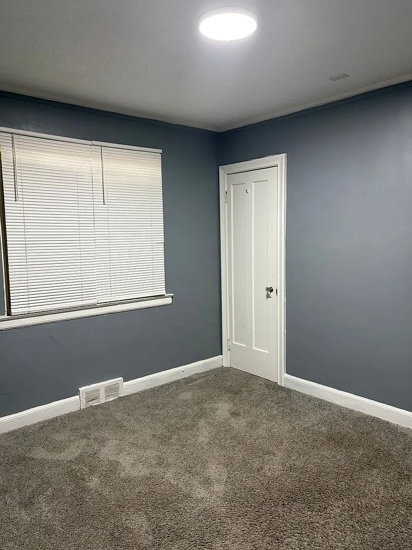 5 bedroom house! — Photo 3
