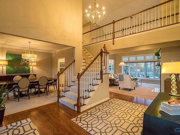 2nd image of 7105 Deer Hollow Ln