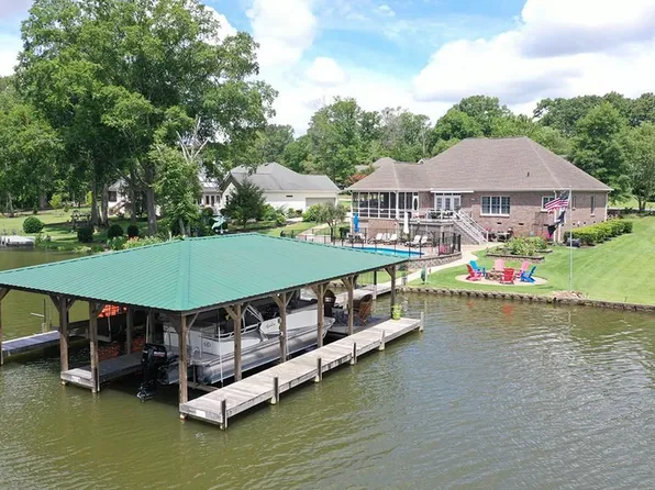 210 Swing About, Greenwood, SC 29649