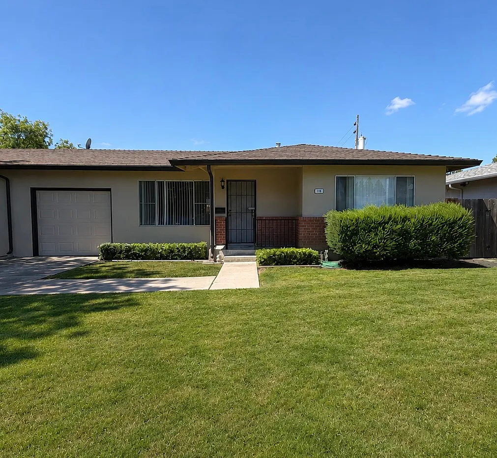 2 bed, $2,200 — Photo 1