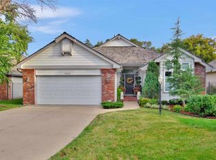 8806 E Bradford Cir, Wichita, KS 67206