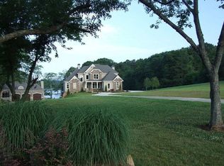 6250 Holland Dr, Cumming, GA 30041