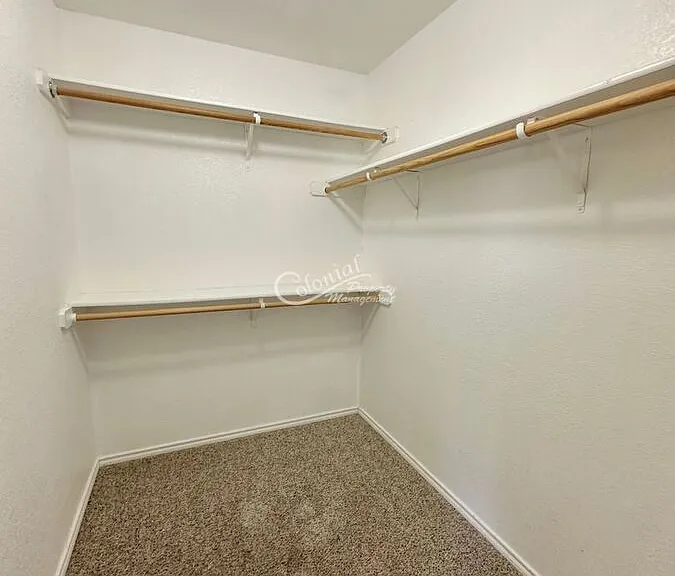 2315 Windy Cir — Photo 8