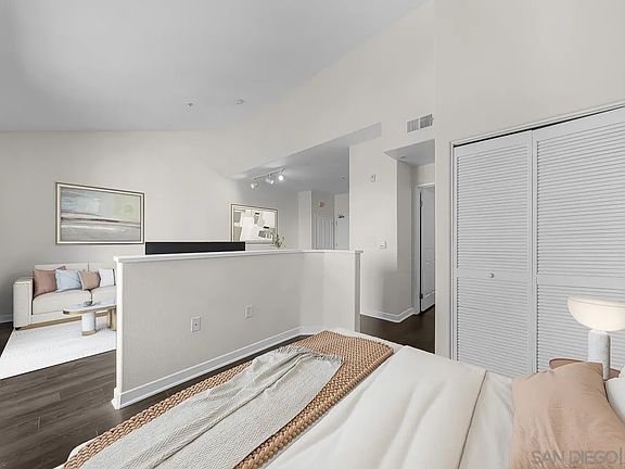 4th image of 1501 Front St Unit 613