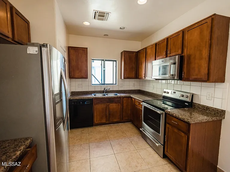 2768 N Bell Hollow Pl — Photo 6