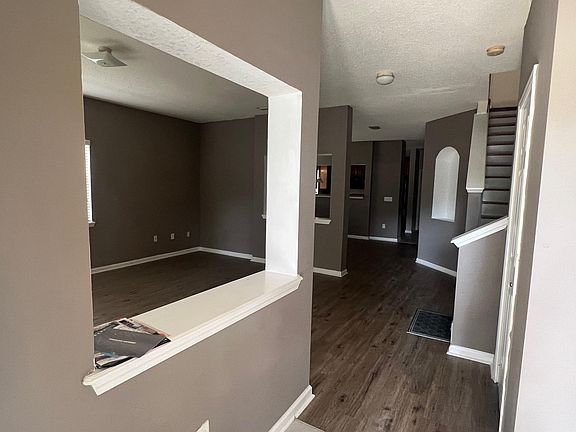 3rd image of 7168 Deerfoot Point Cir #8-3