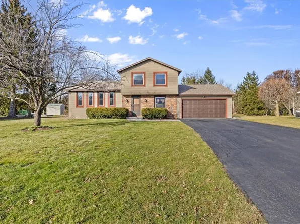 168 Kimbrook Dr, Rochester, NY 14612