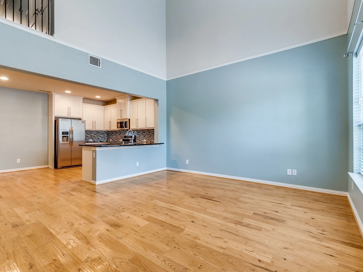 531 Matthew Pl — Photo 2