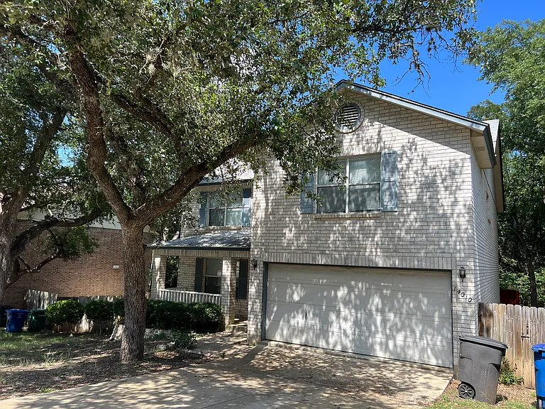 14010 N Hills Village Dr #2 — Photo 5